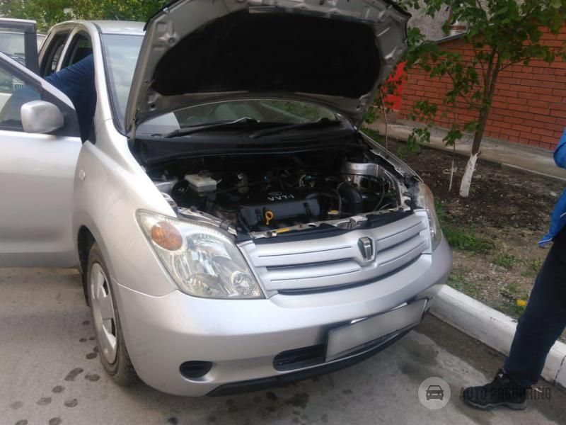 Осмотр Toyota Ist
